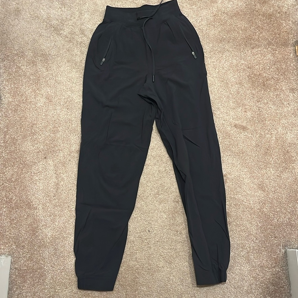 Lululemon black license to train jogger